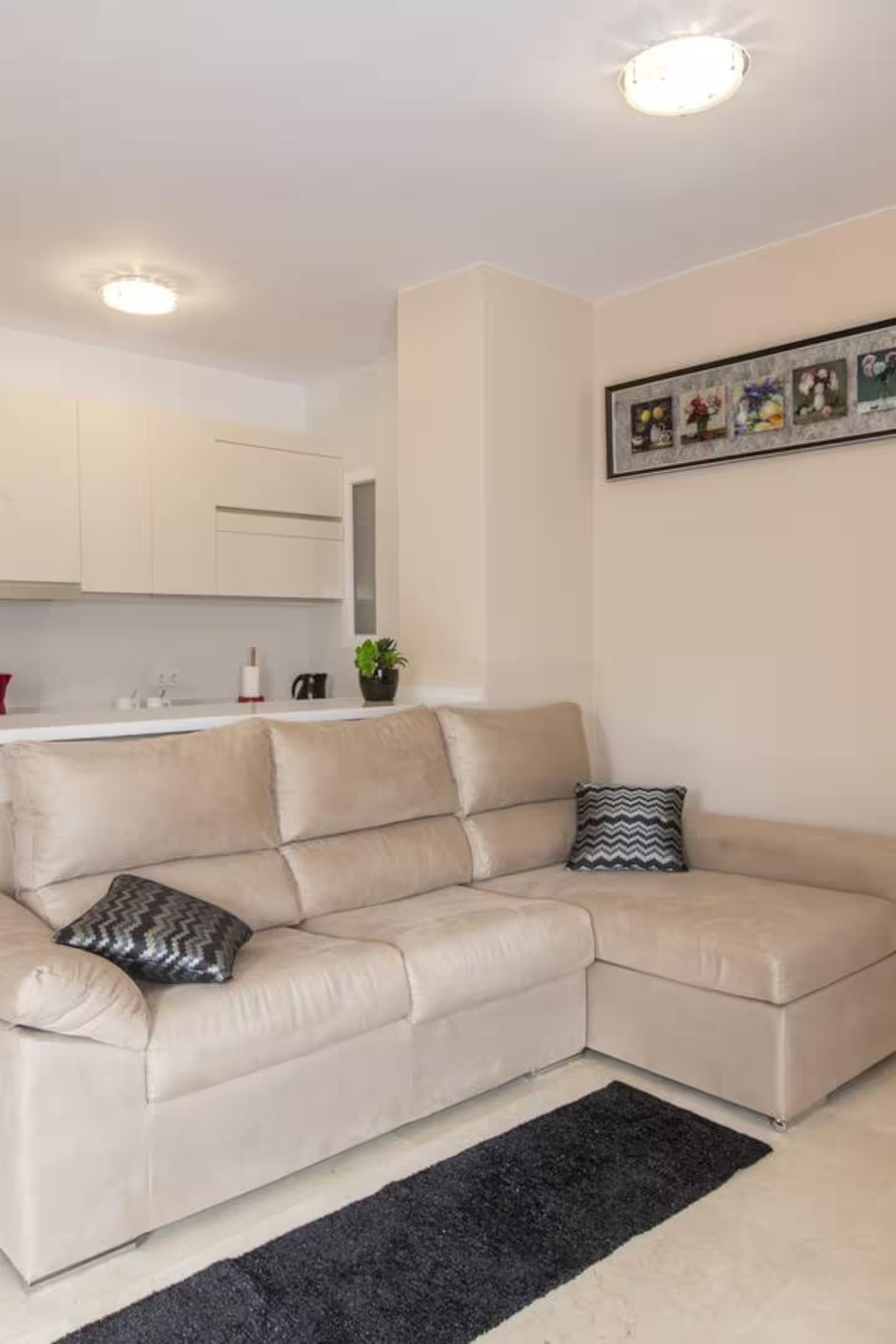 Apartamento de 2 habitaciones en Albir para alquiler a largo plazo