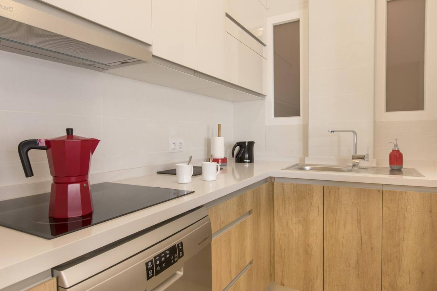 Apartamento de 2 habitaciones en Albir para alquiler a largo plazo