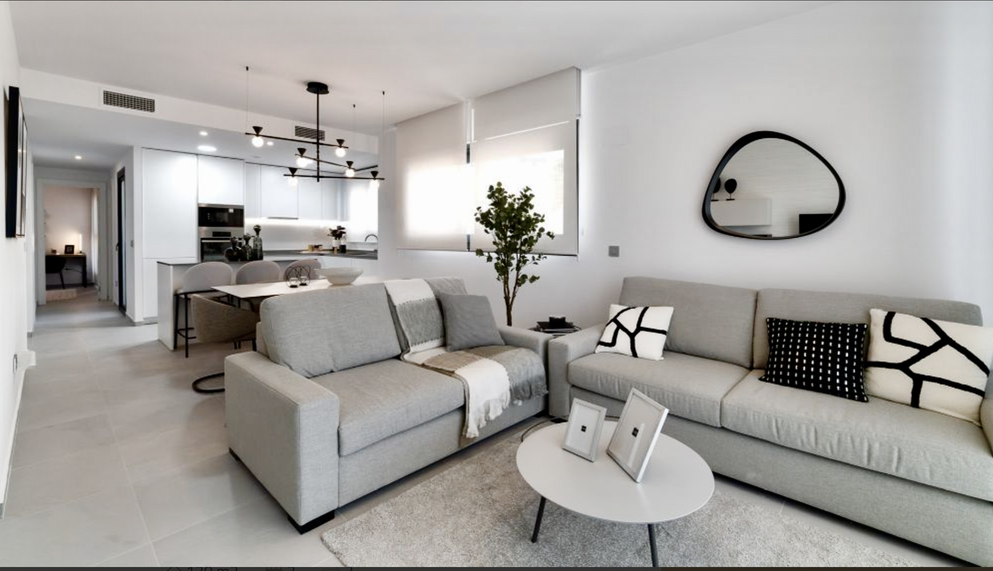 Apartment for sale with 2 bedrooms in Benidorm, Alicante
