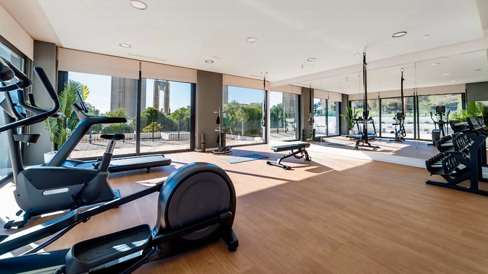 Apartment for sale with 2 bedrooms in Benidorm, Alicante