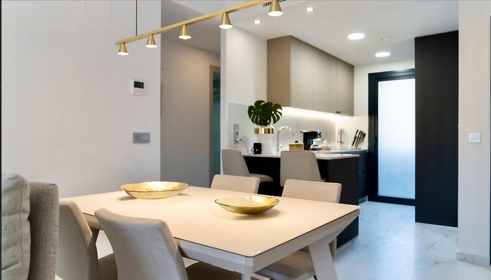 Apartment for sale with 2 bedrooms in Benidorm, Alicante