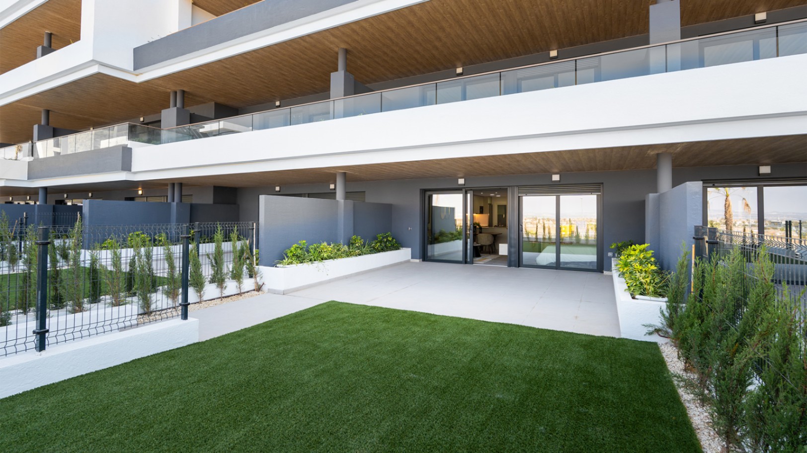 Apartamento en venta en Torrevieja con piscina.