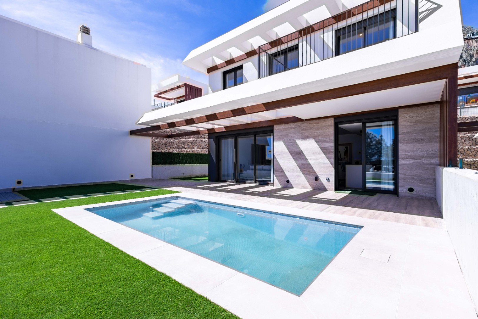 LK-132 - Chalet en Polop: 3 dormitorios, piscina privada y jardín