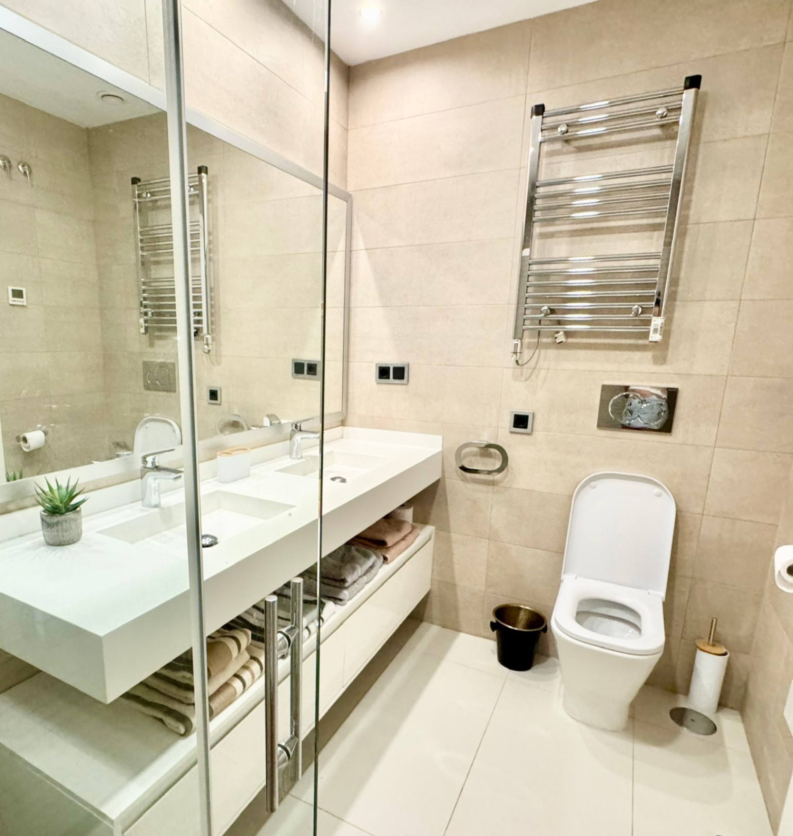 Apartamento de 2 dormitorios en alquiler en Benidorm, Alicante.