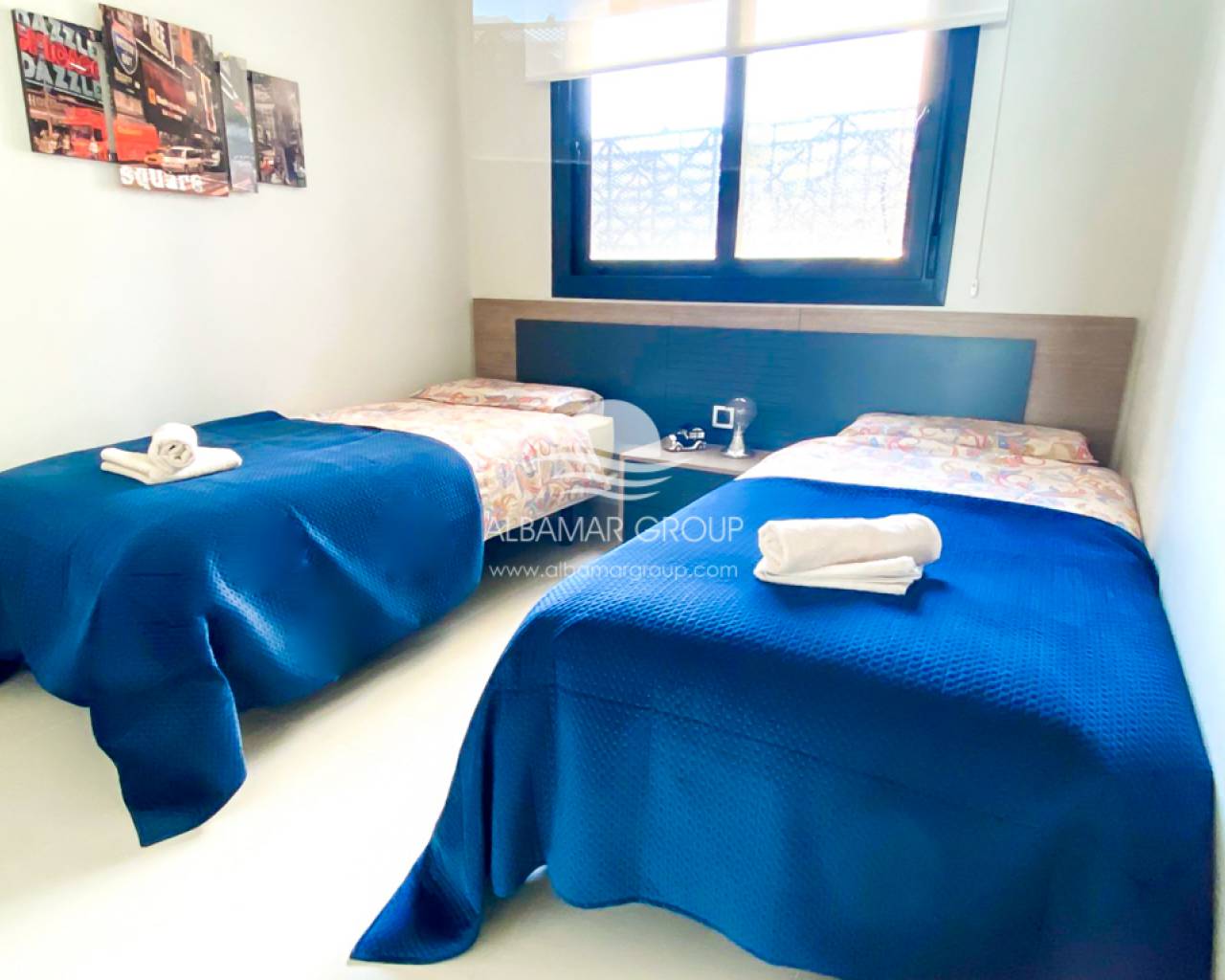 Apartamento de 2 dormitorios en alquiler en Benidorm, Alicante.