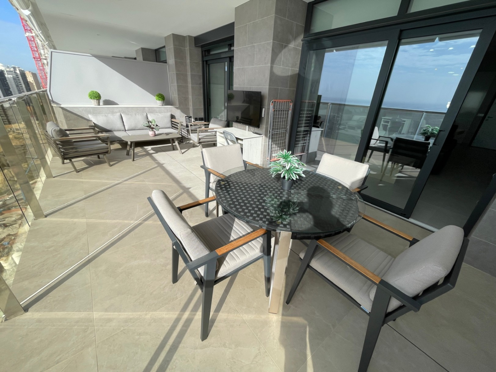 Apartamento de 2 habitaciones en Benidorm - Alquiler a largo plazo