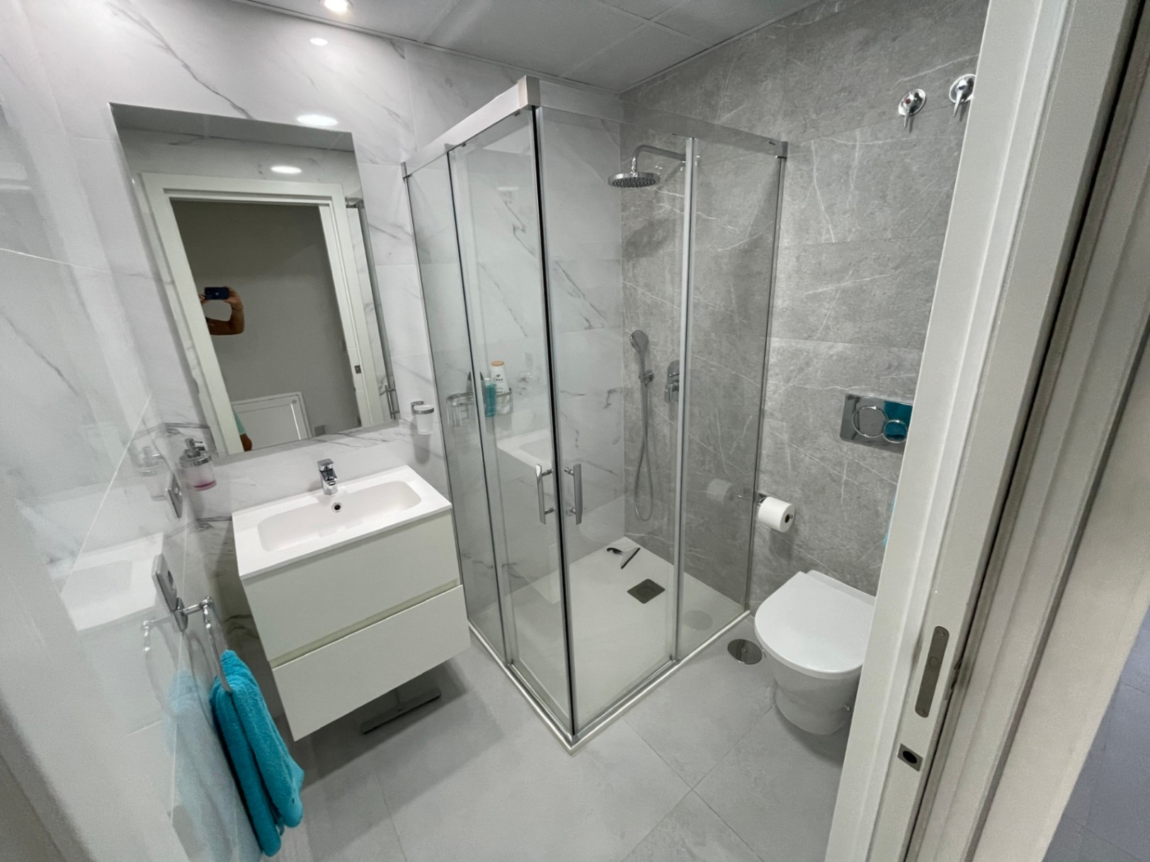 Apartamento de 2 habitaciones en Benidorm - Alquiler a largo plazo