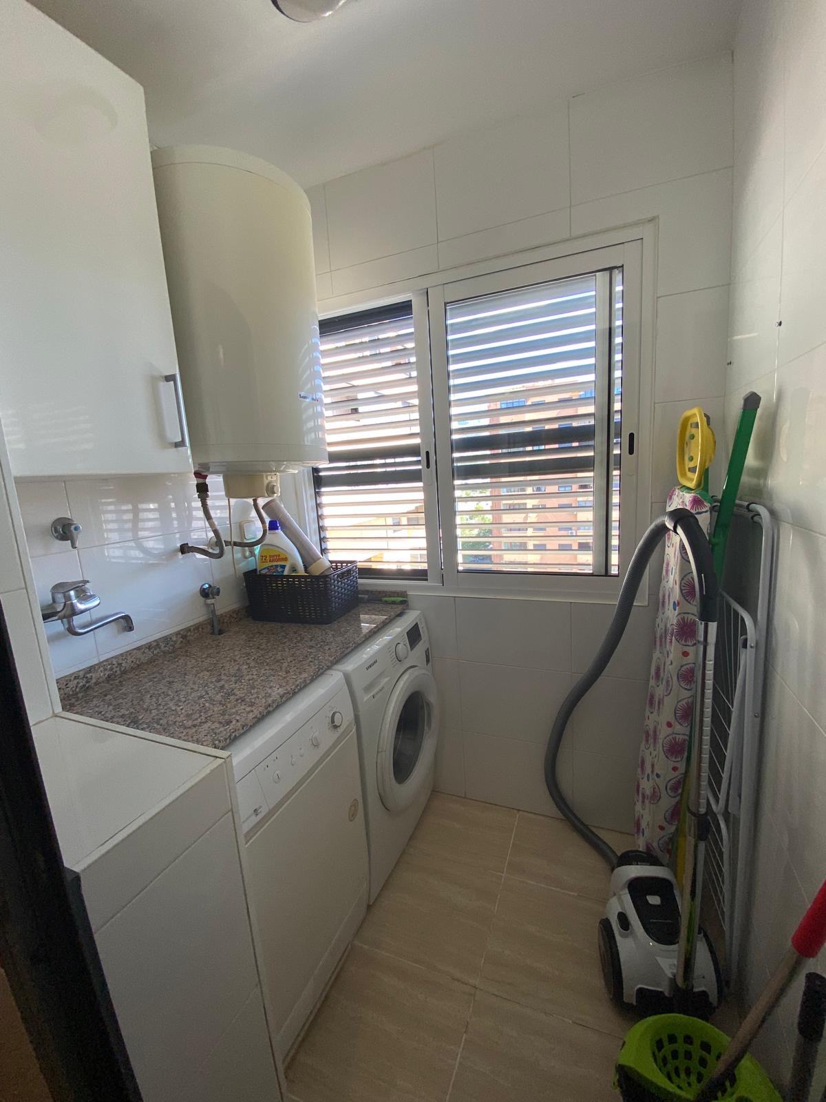 Wohnung in Villajoyosa mit 2 Schlafzimmern und Gemeinschaftspool