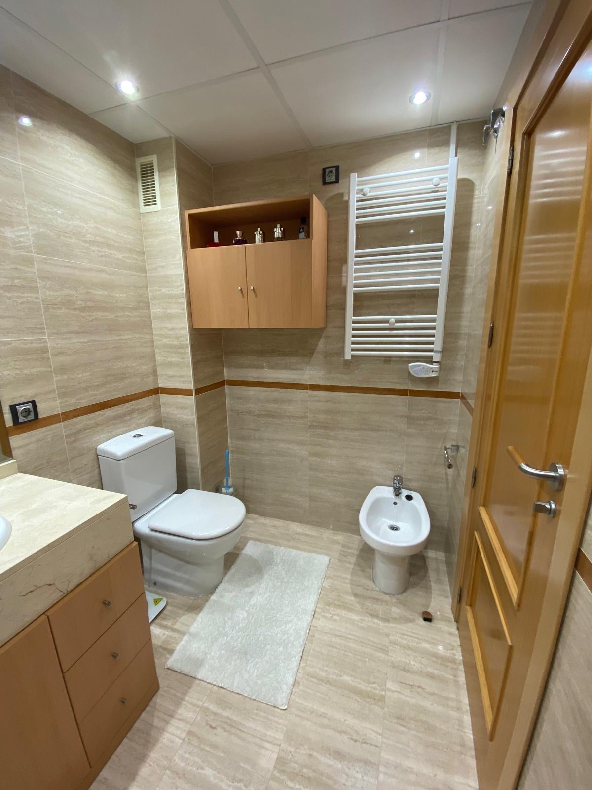Wohnung in Villajoyosa mit 2 Schlafzimmern und Gemeinschaftspool