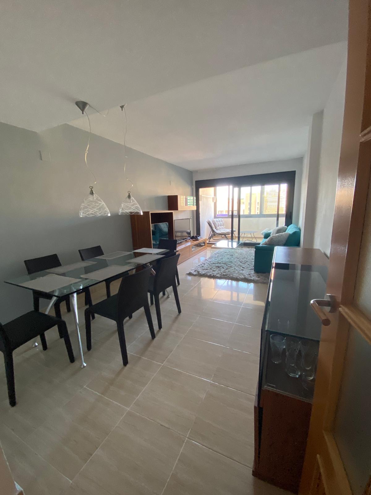 LC-133 - Apartamento en Villajoyosa con 2 habitaciones y piscina comunitaria