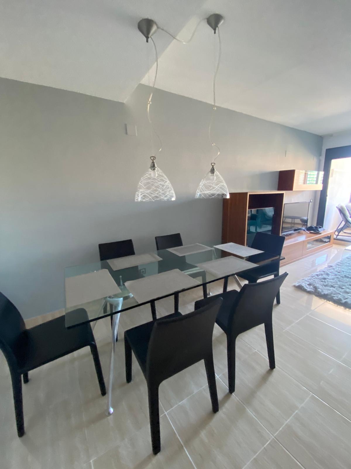 Wohnung in Villajoyosa mit 2 Schlafzimmern und Gemeinschaftspool
