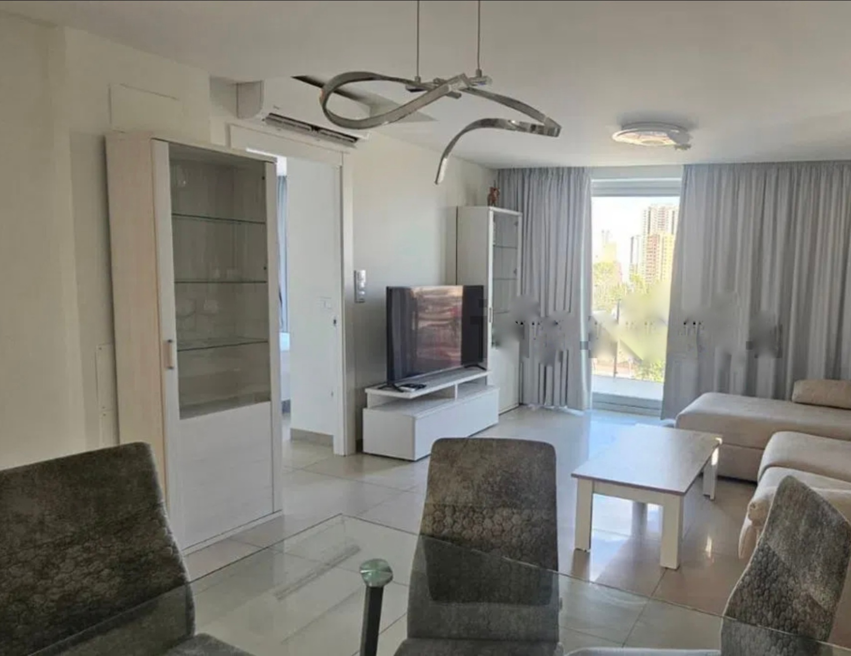 LC-136 - Apartamento en venta de 2 habitaciones en Finestrat, Alicante