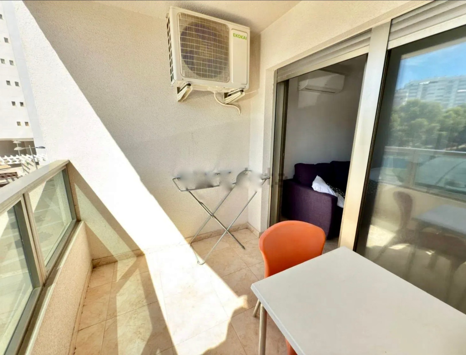 Apartment in Finestrat with 2 bedrooms and communal pool.