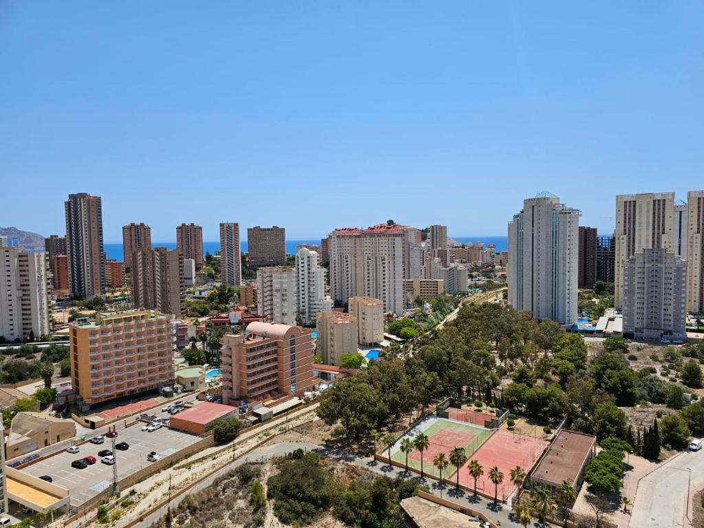 LC-141 - Apartamento en Finestrat con 2 dormitorios y piscina comunitaria