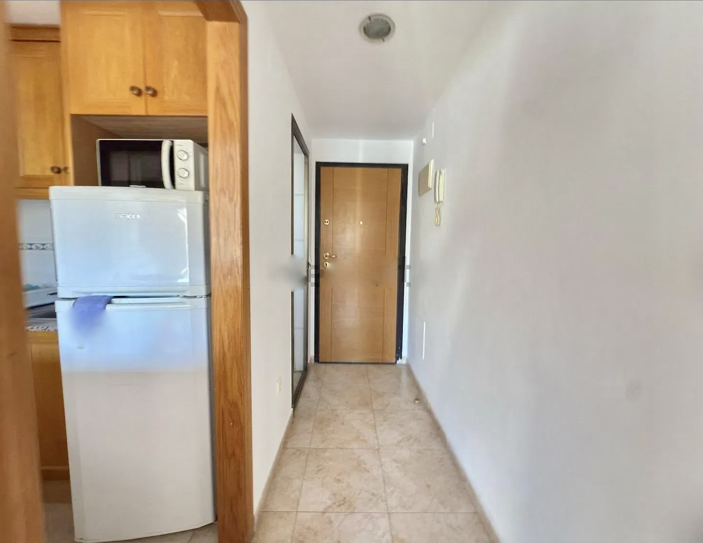 Apartment in Finestrat with 2 bedrooms and communal pool.