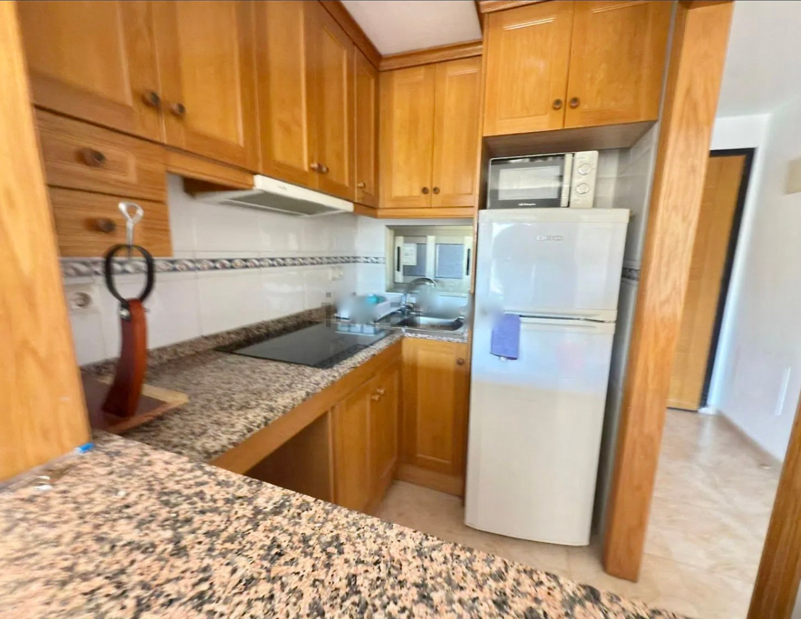 Apartment in Finestrat with 2 bedrooms and communal pool.