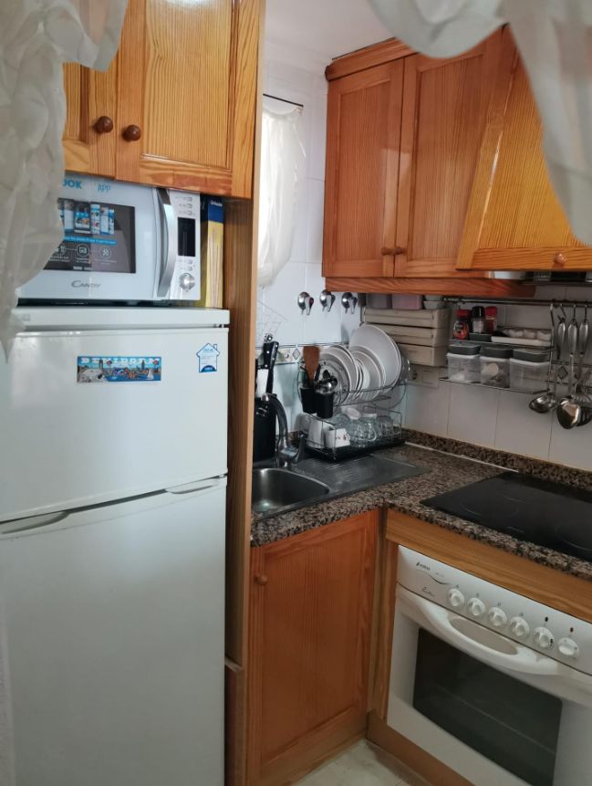Apartamento en Villajoyosa con 2 habitaciones y piscina comunitaria