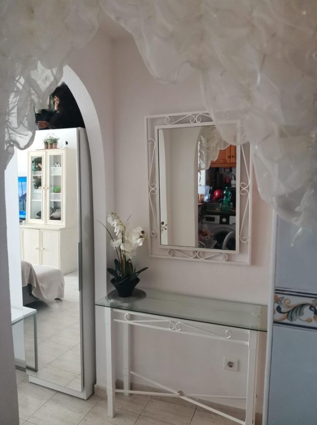 Apartamento en Villajoyosa con 2 habitaciones y piscina comunitaria