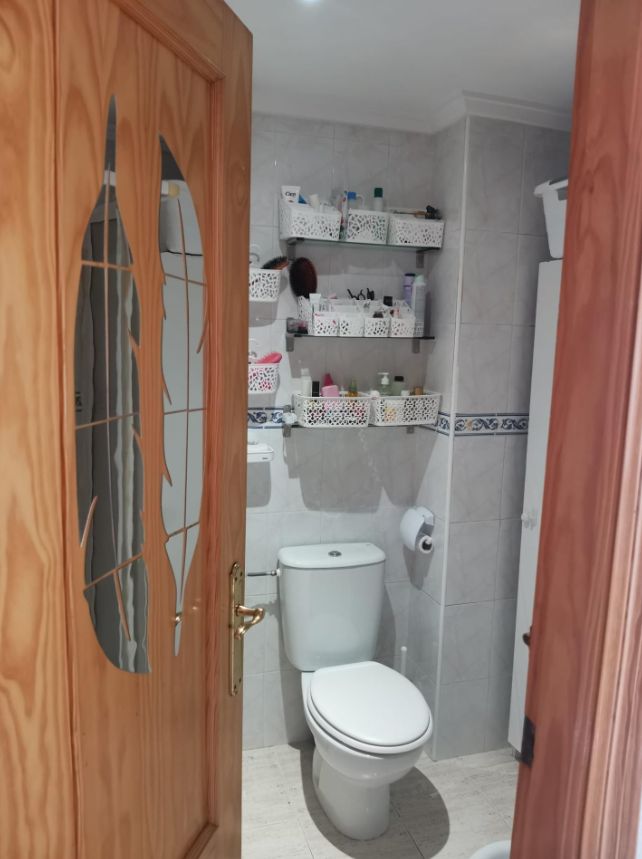 Apartamento en Villajoyosa con 2 habitaciones y piscina comunitaria