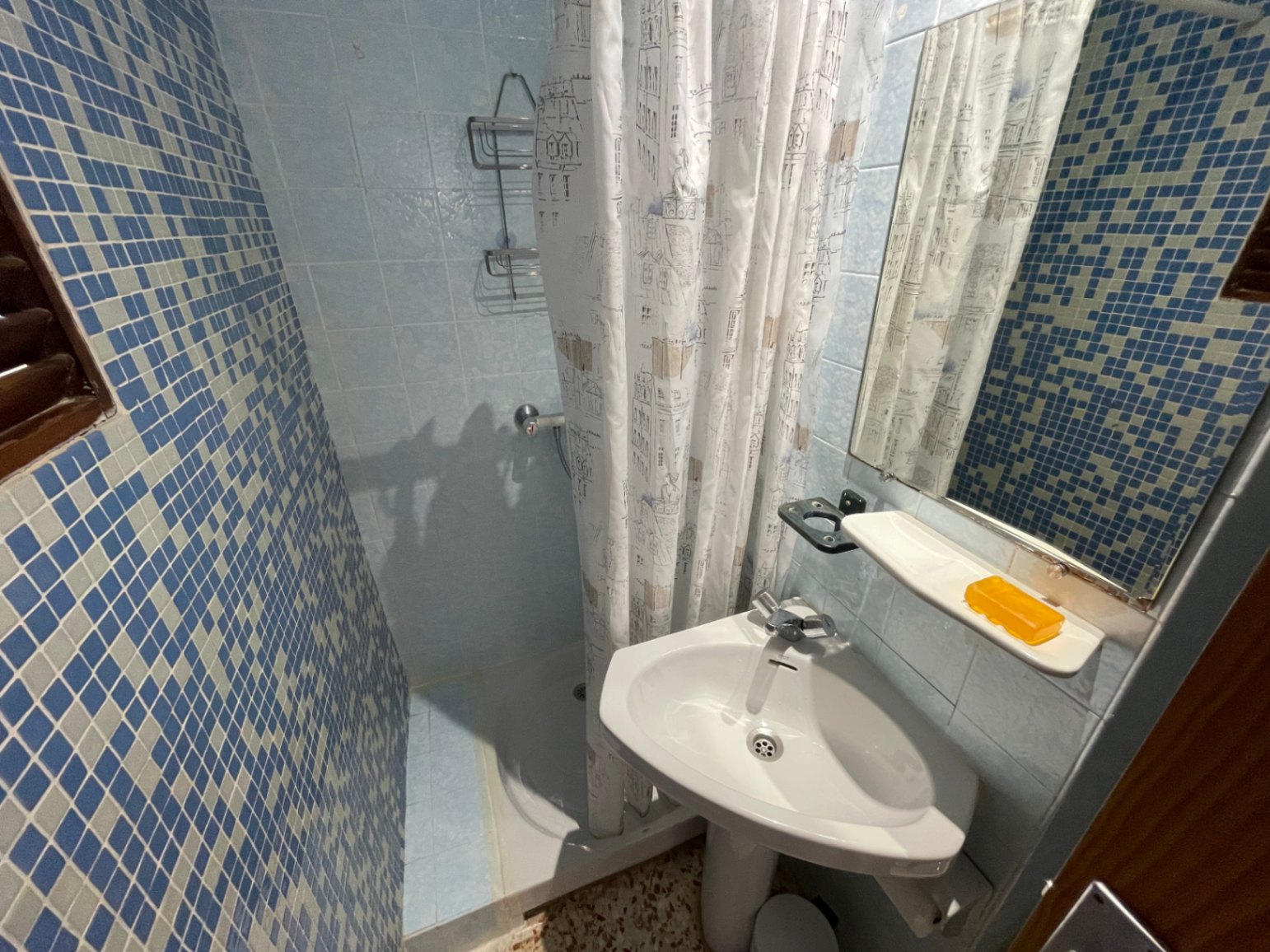 Chalet zur Langzeitmiete in Alfaz del Pi, 4 Schlafzimmer.