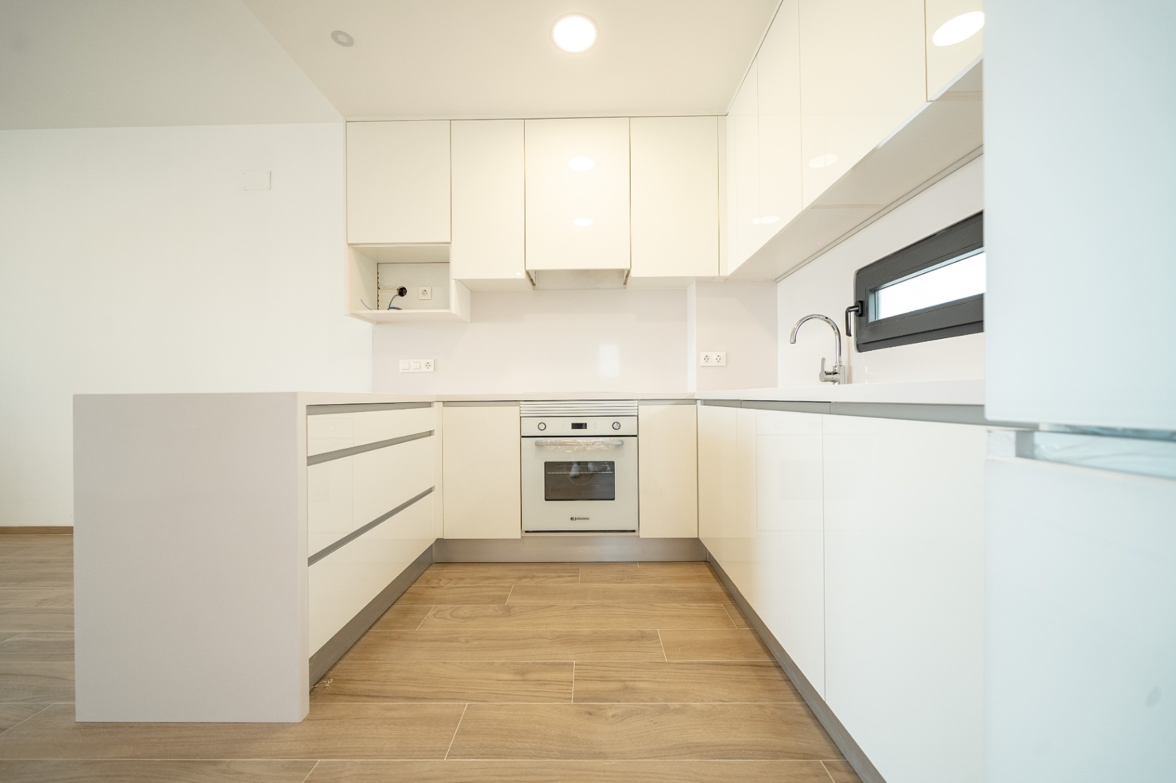 Bungalow en venta en Finestrat con 3 habitaciones y piscina privada