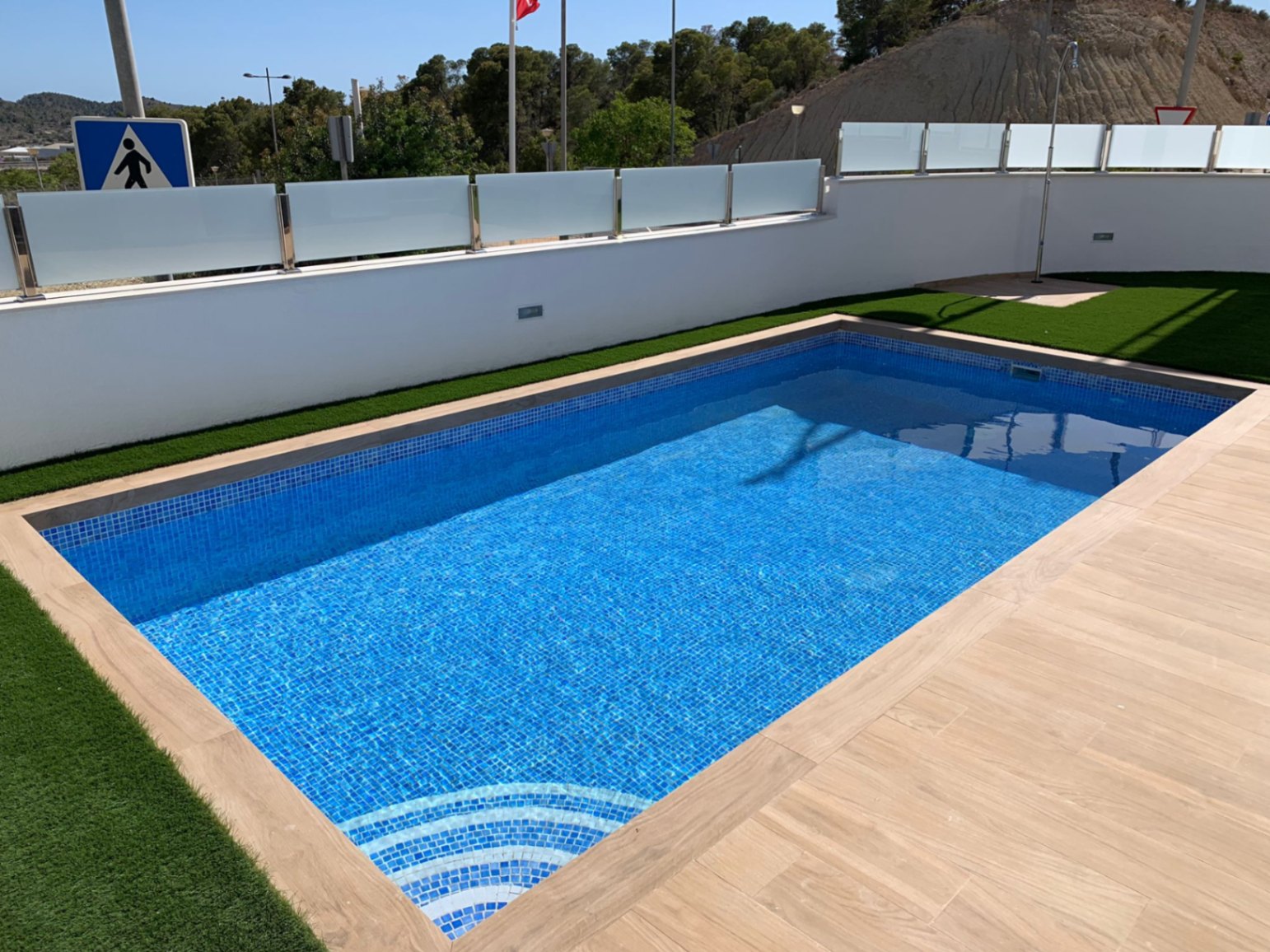 Bungalow en venta en Finestrat con 3 habitaciones y piscina privada