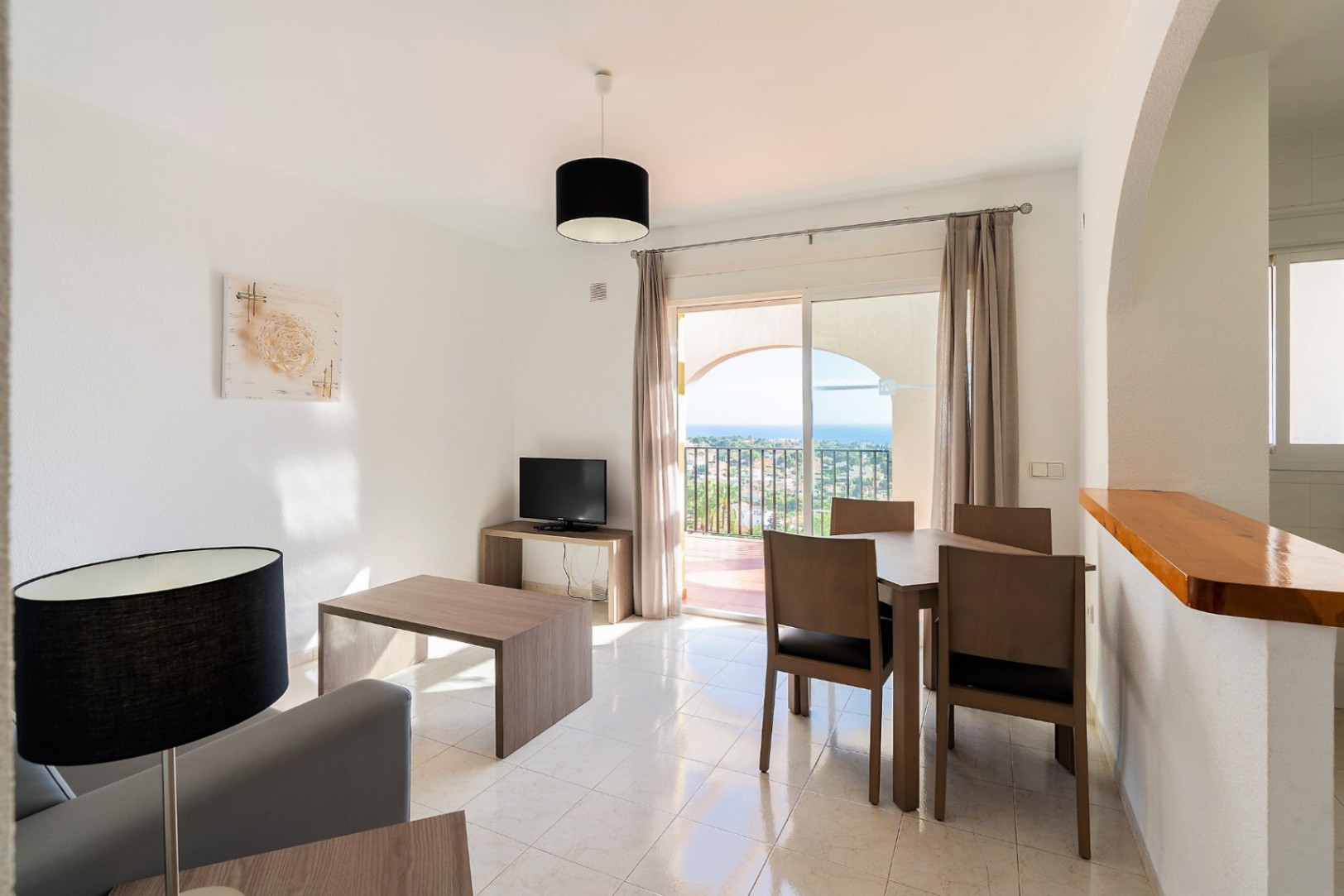 EXCLUSIVOS BUNGALOWS CON VISTAS AL MAR EN CALPE – RENTABILIDAD Y CONFORT GARANTIZADOS