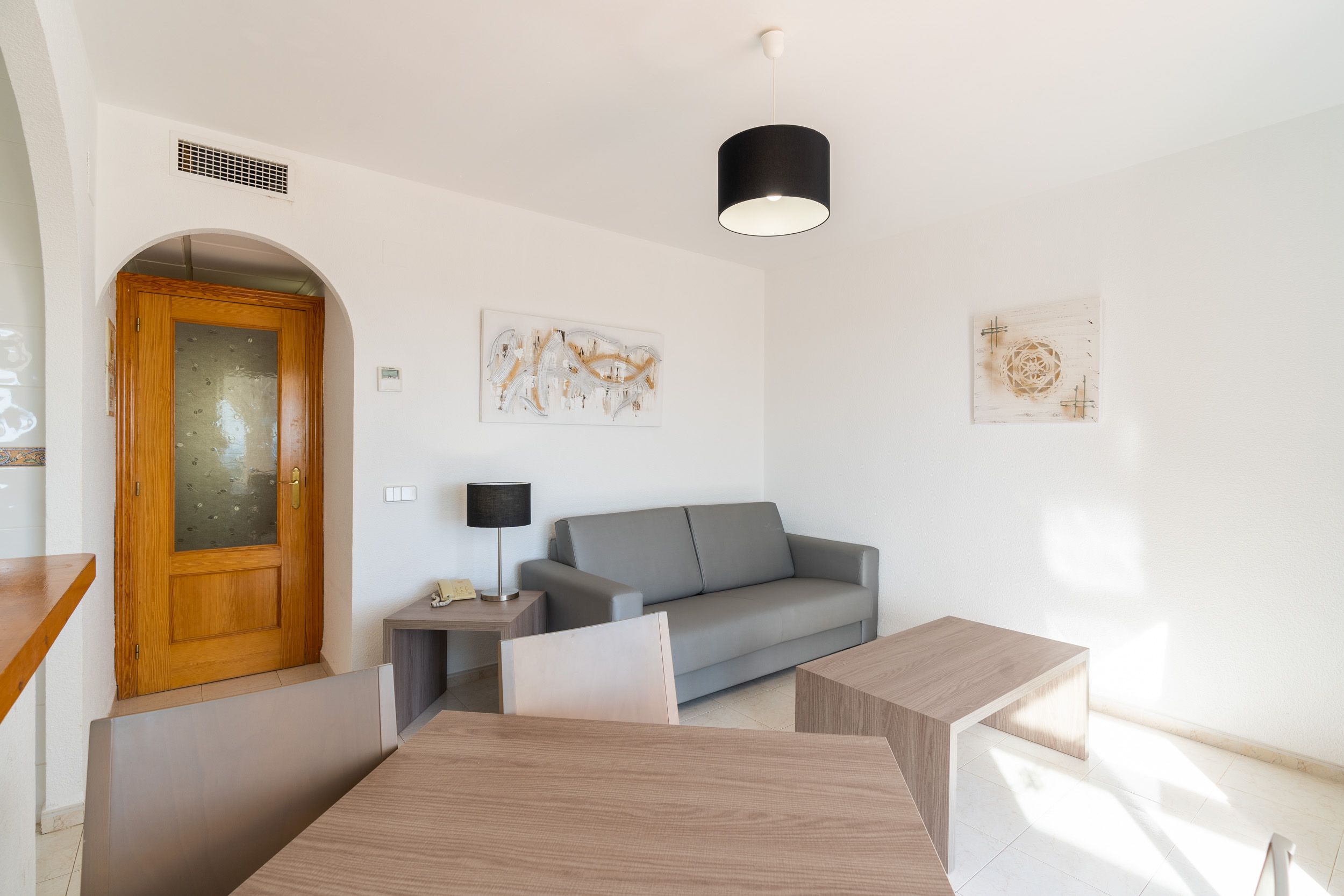 EXCLUSIVOS BUNGALOWS CON VISTAS AL MAR EN CALPE – RENTABILIDAD Y CONFORT GARANTIZADOS