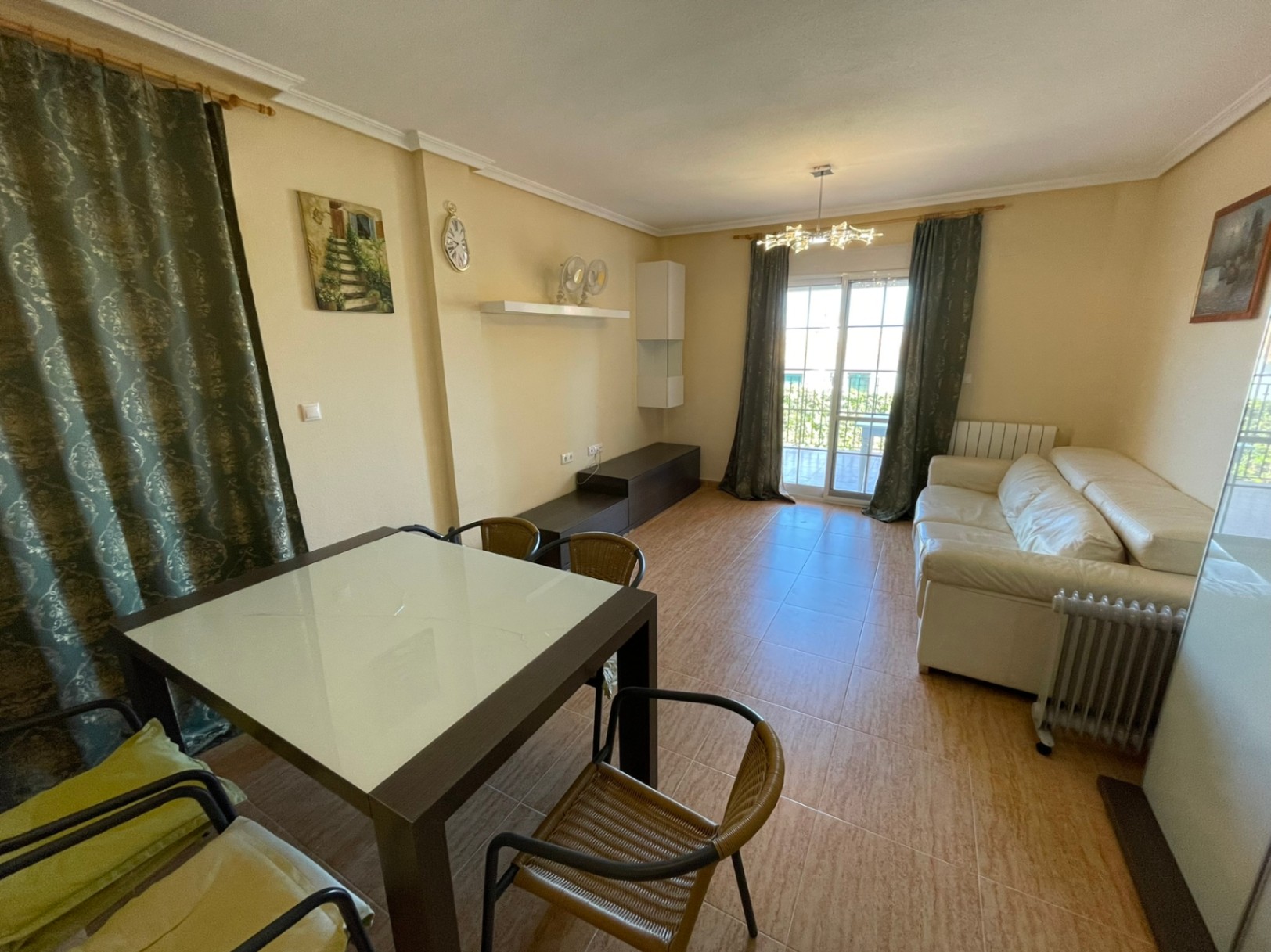 Casa pareada en alquiler a largo plazo en Polop, Alicante